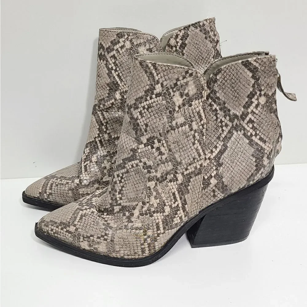 14th & Union Snakeskin Pattern Pointed Toe Ankle Boots/ Block Heel Size 8.5‎